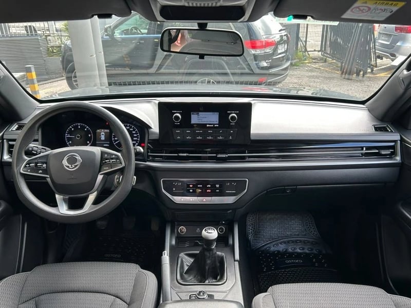 SsangYong MUSSO 2.2 GLX 4X4 MT 2024 - Imagen 9 de 16