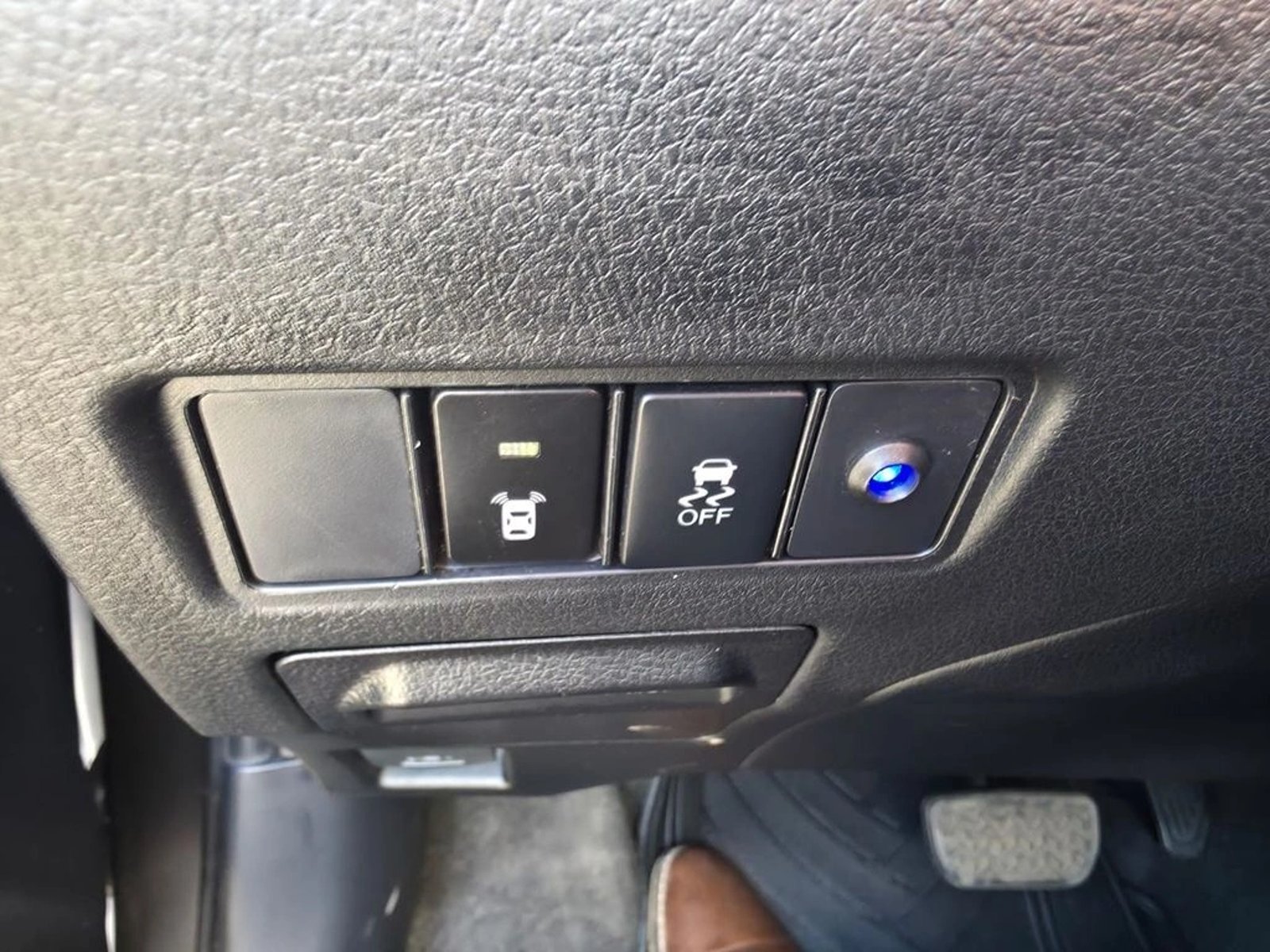 TOYOTA YARIS 2022 - Imagen 15 de 20