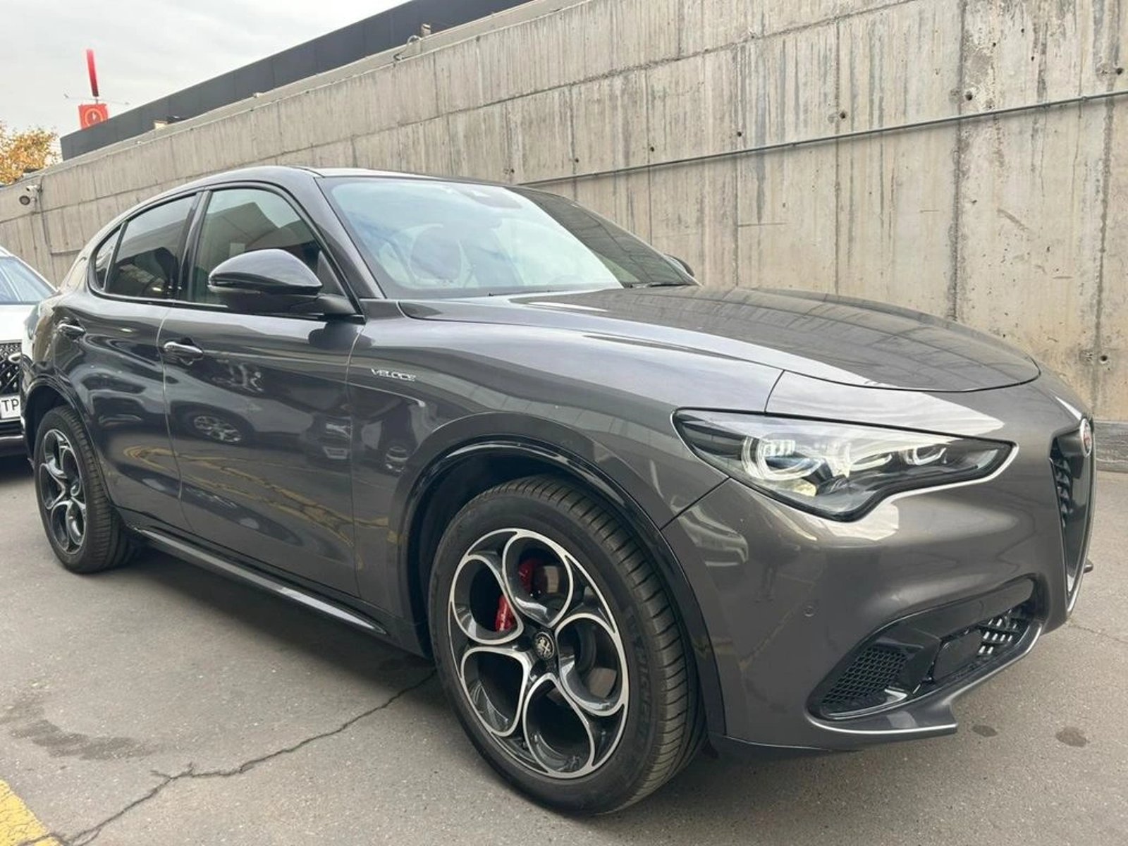 Alfa Romeo STELVIO 2.0 SUPER AWD AT 5P 2024 - Foto 4 de 16