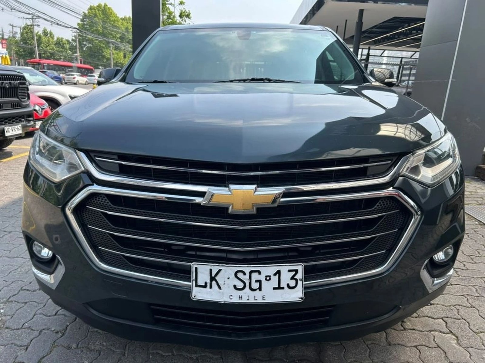 Chevrolet TRAVERSE 3.6L LT FWD AT 5P 2019 - Foto 2 de 17