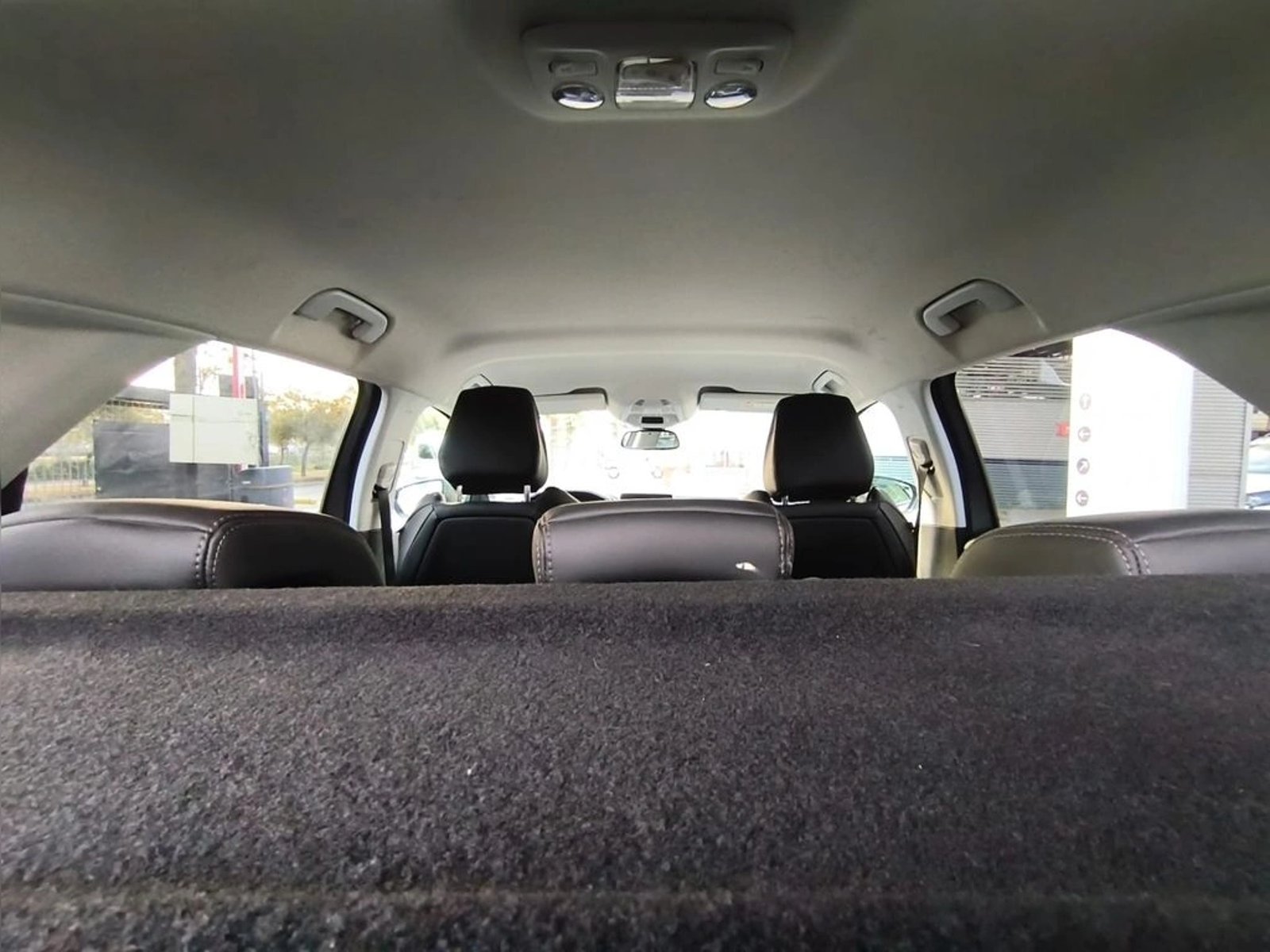 Peugeot 3008 ALLURE BLUEHDI 1.5 2019 - Imagen 9 de 20