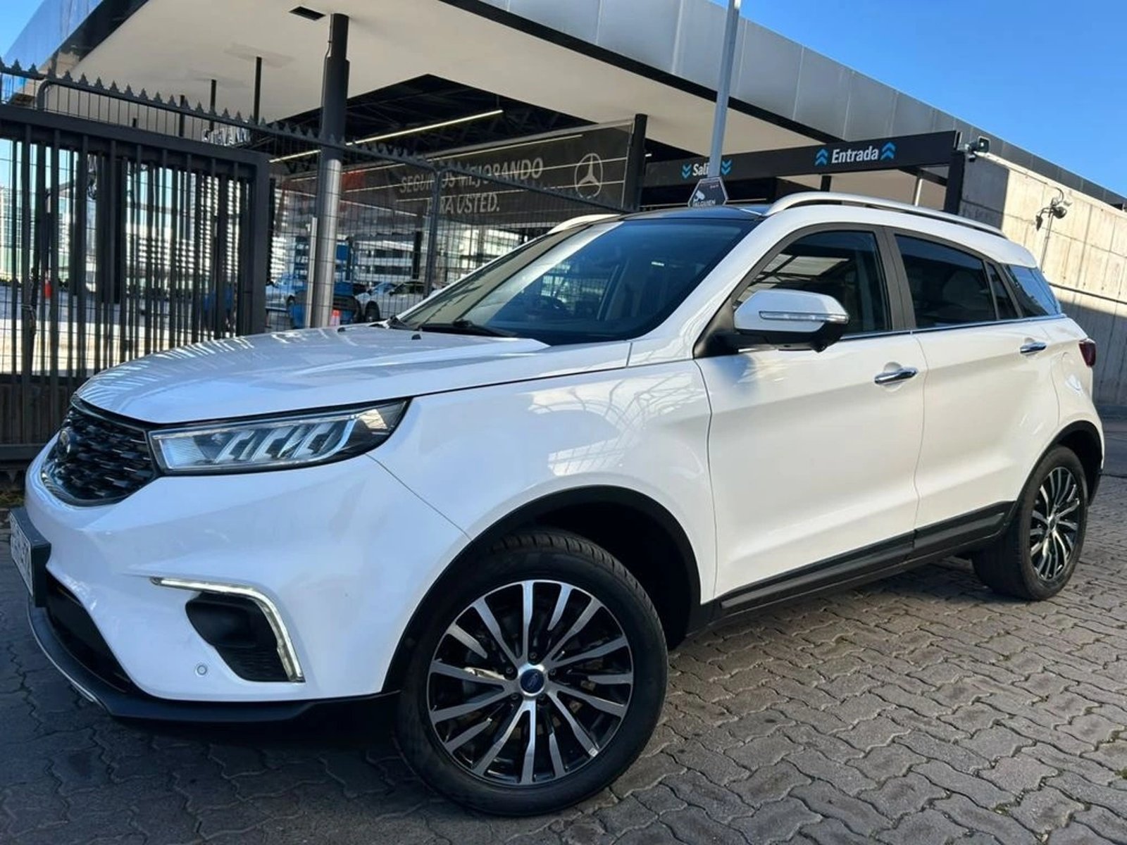 Ford TERRITORY 1.5 TITANIUM 4X2 AT 5P 2021 - Foto 2 de 17