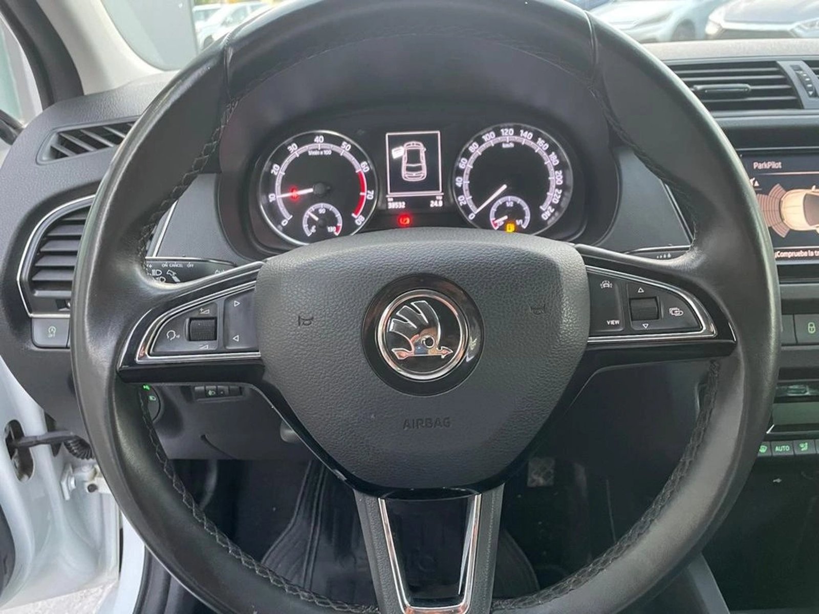 SKODA FABIA 2021 - Imagen 13 de 20
