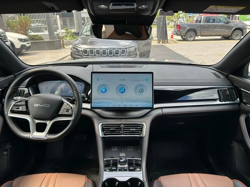 BYD SONG PLUS 1.5 GX HIBRIDO 4X2 AT 2025 - Imagen 9 de 16