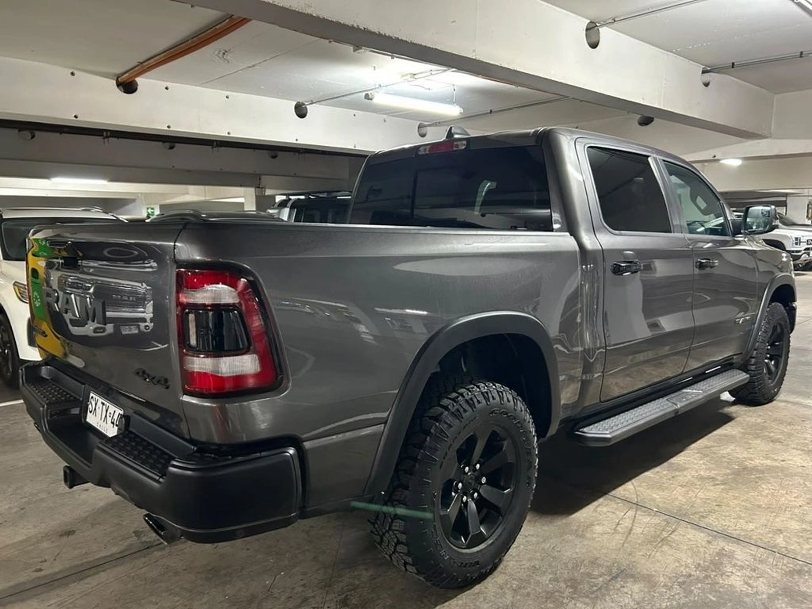RAM 1500 5.7 REBEL 4X4 AT 4P 2023 - Imagen 7 de 17