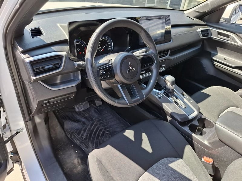 Mitsubishi OUTLANDER SPORT GL 1.5 AUT 2025 - Imagen 14 de 20