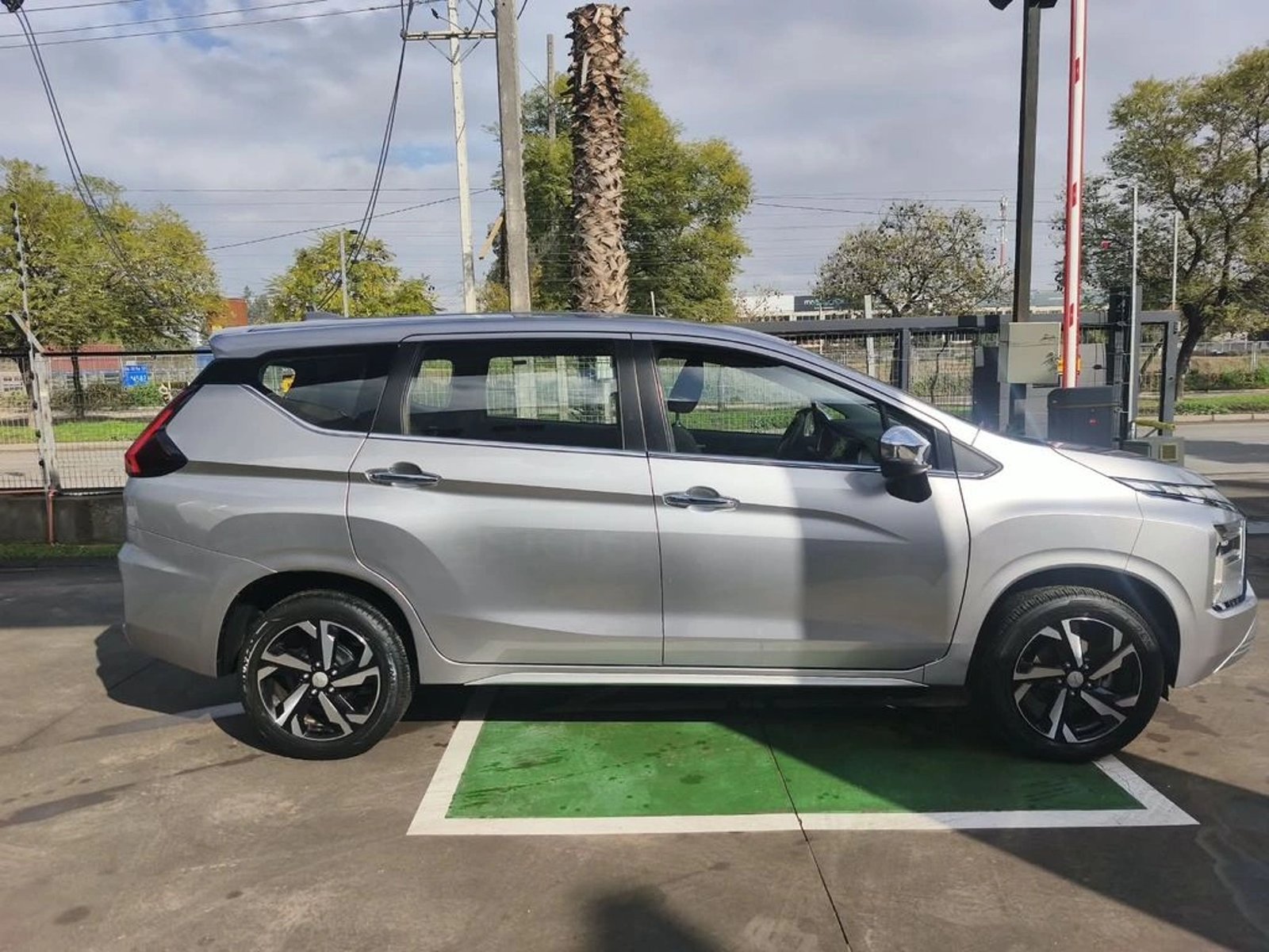 Mitsubishi XPANDER GLX 1.5 AUT 2024 - Foto 4 de 20