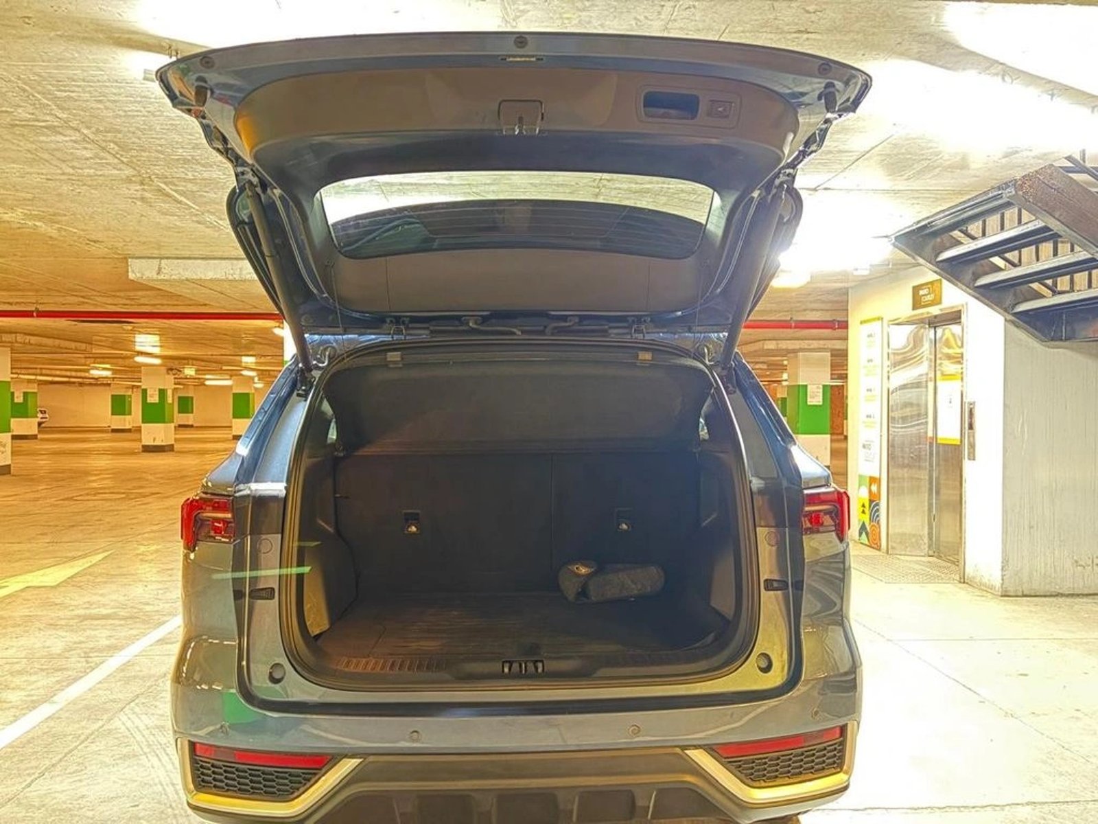 Ford TERRITORY TITANIUM 4X2 1.5 AUT 2024 - Imagen 10 de 19