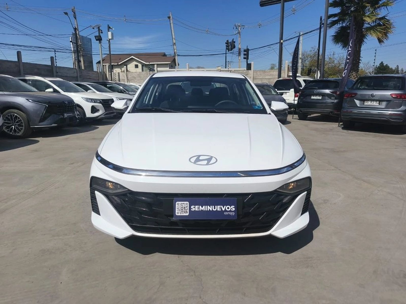 Hyundai ACCENT 1.5 PLUS MT 2026 - Foto 2 de 20
