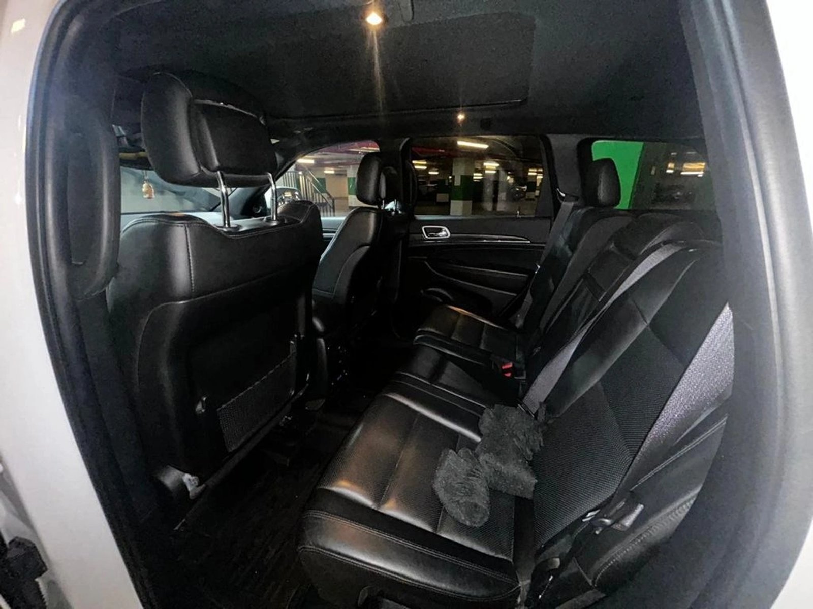 Jeep GRAND CHEROKEE 3.6 LIMITED 4X4 AT 5P 2022 - Imagen 14 de 20