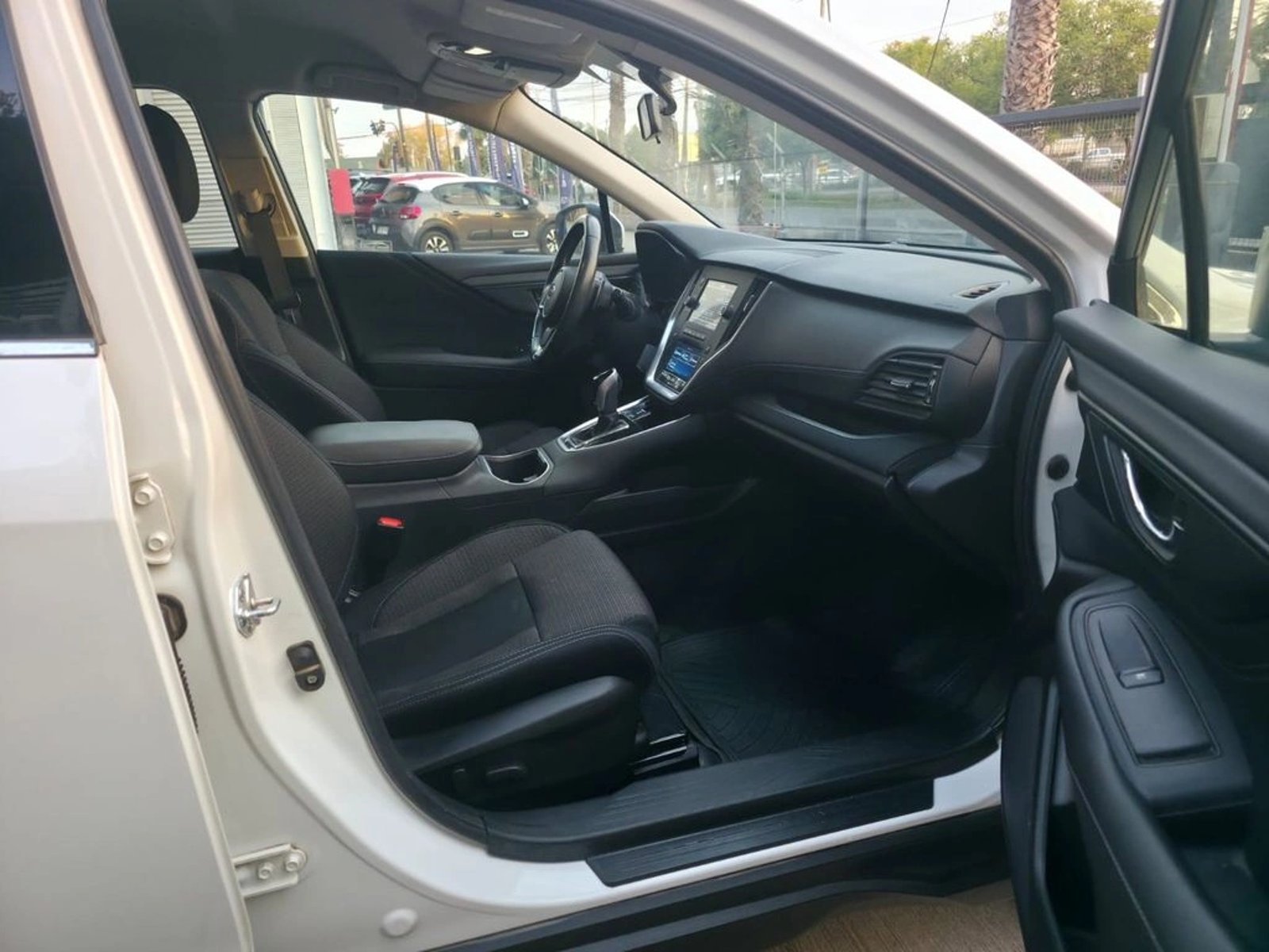 SUBARU OUTBACK 2024 - Imagen 19 de 20