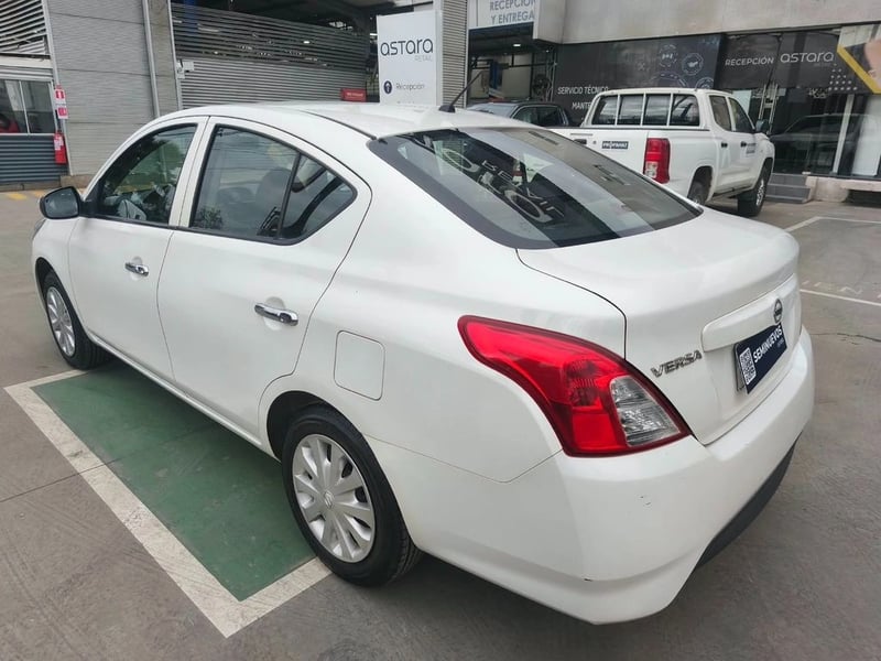 Nissan VERSA SENSE 1.6 AT 2021 - Imagen 6 de 20