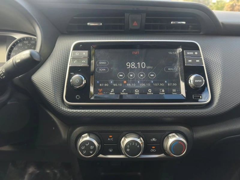 Nissan KICKS SENSE MT 1.6 2024 - Imagen 17 de 20
