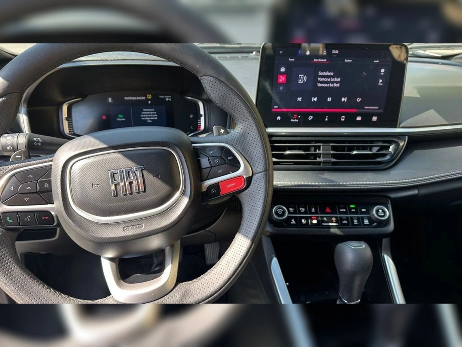 FIAT FASTBACK 2025 - Imagen 16 de 18