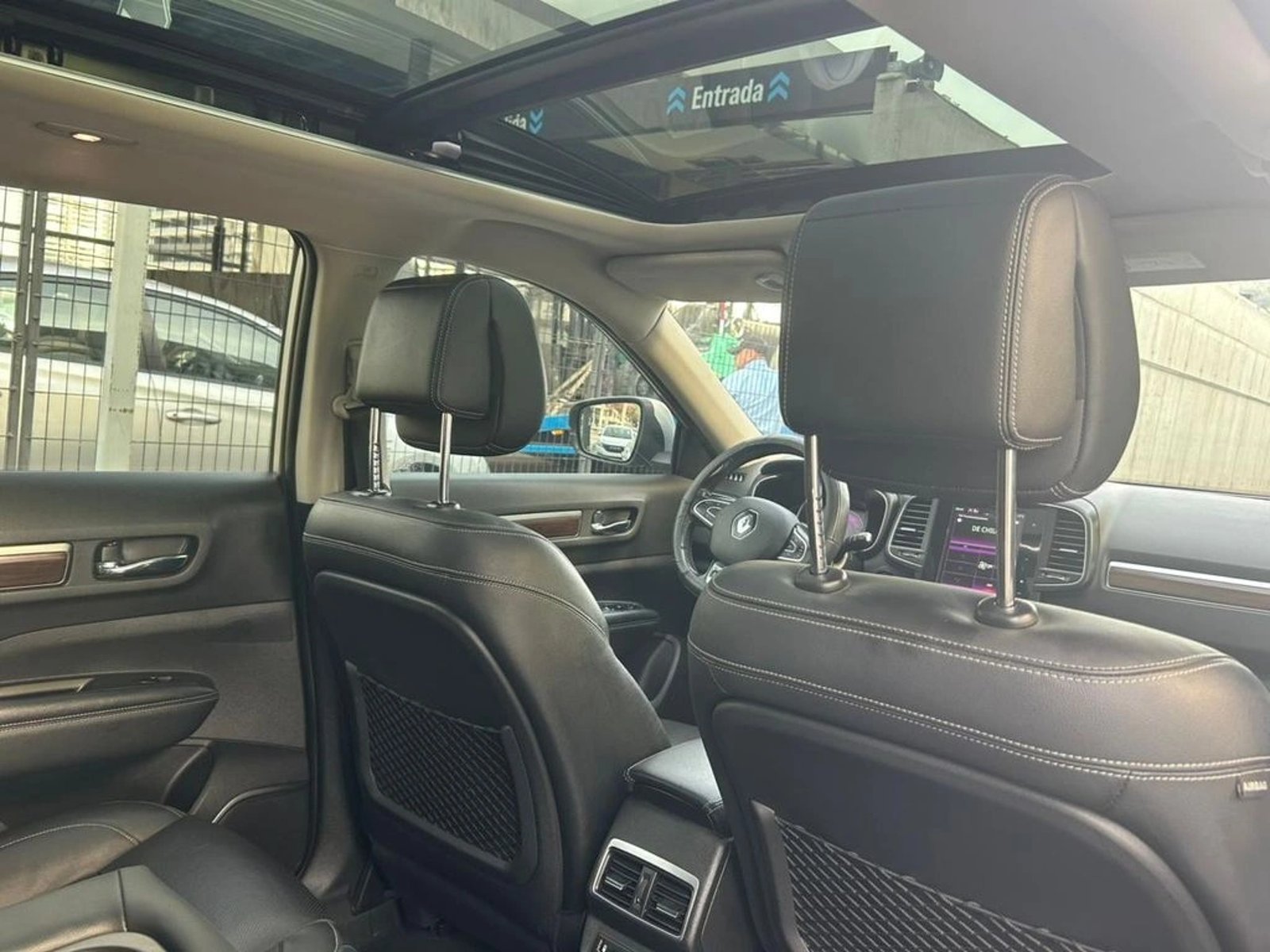 RENAULT KOLEOS 2021 - Imagen 12 de 17