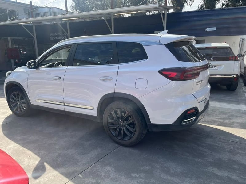 Chery TIGGO 8 1.5T GLX 4X2 DCT AT 5P 2022 - Imagen 6 de 19