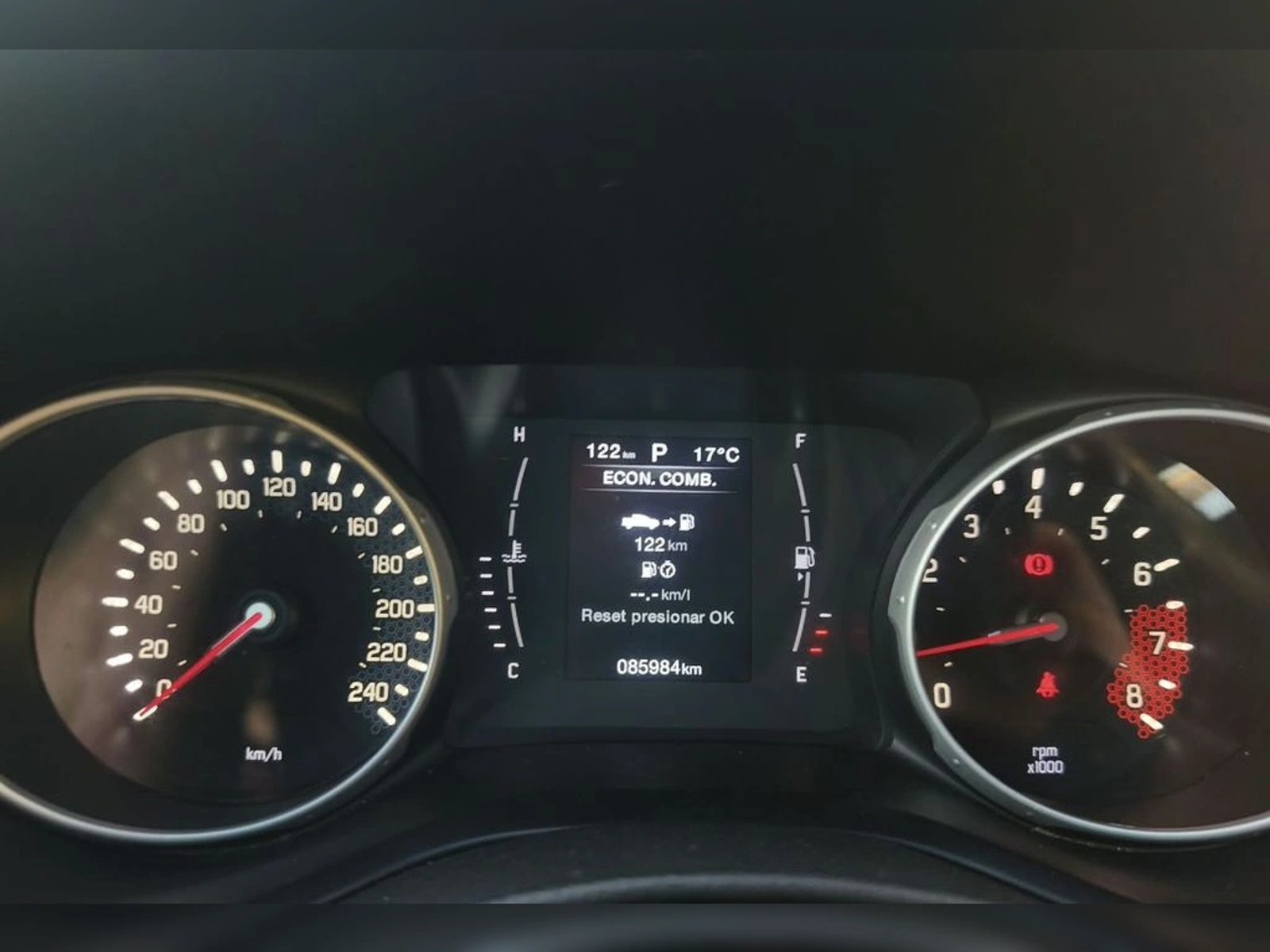 RAM 1000 BIG HORN DCAB 1.8 AUT 2021 - Imagen 14 de 20