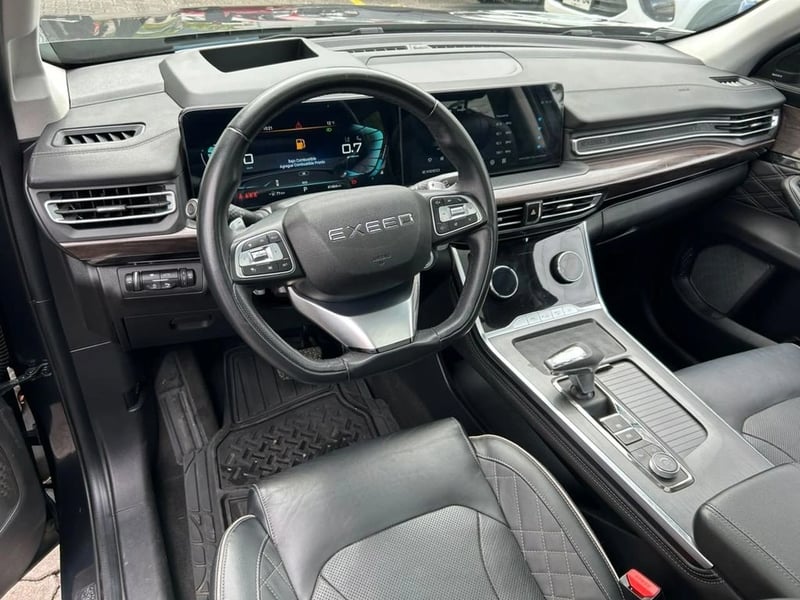 Exeed VX UNLIMITED AWD 2.0 TURBO DCT AUT 2023 - Imagen 7 de 17