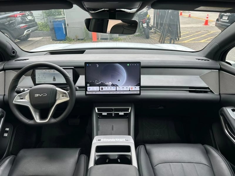 BYD ATTO 8 1.5T GS DM-I PHEV AWD AT 5P 2026 - Imagen 12 de 15