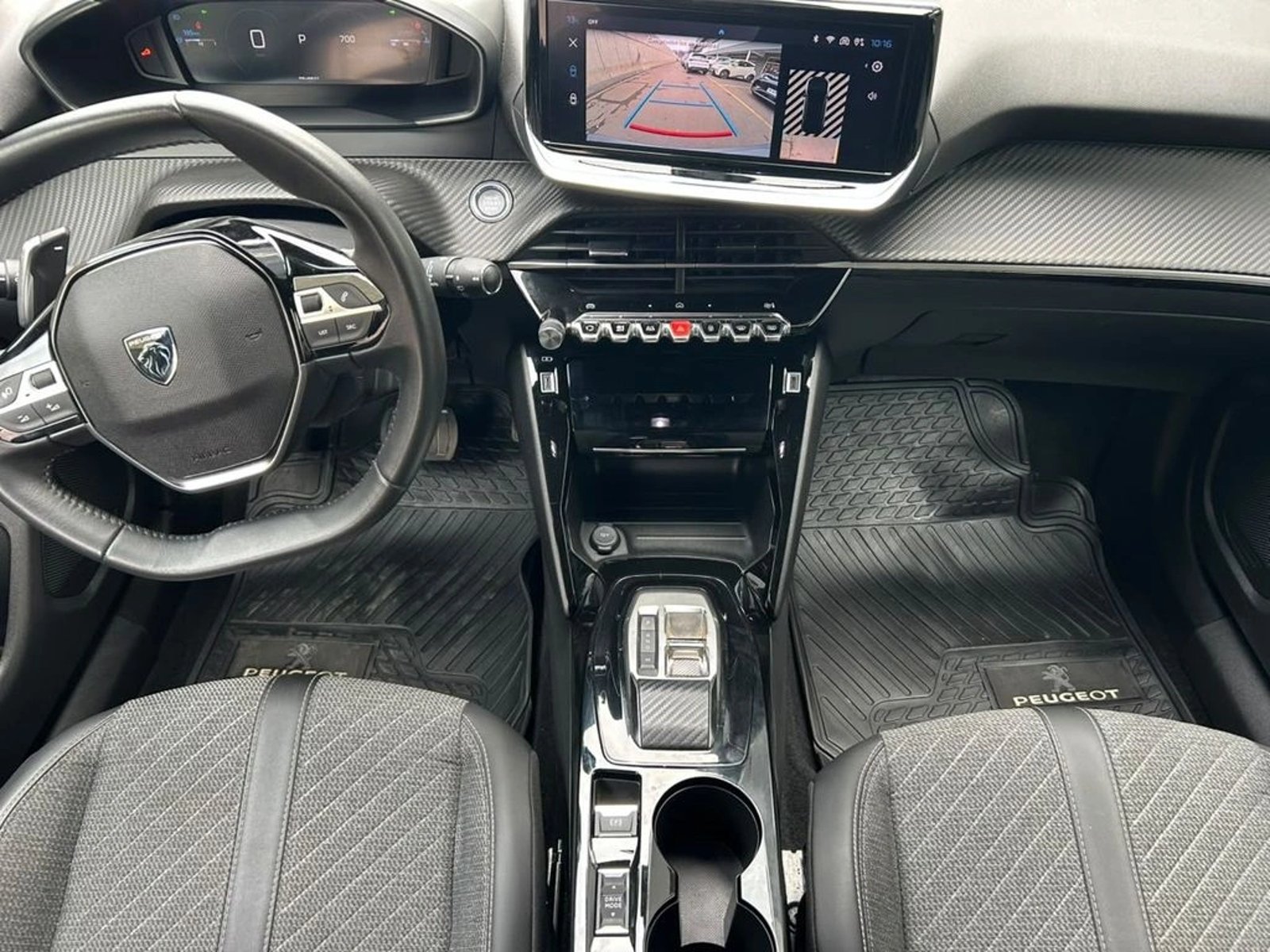 Peugeot 2008 1.2 ALLURE PACK PURETECH 130 4X2 AT 5P 2024 - Imagen 13 de 17