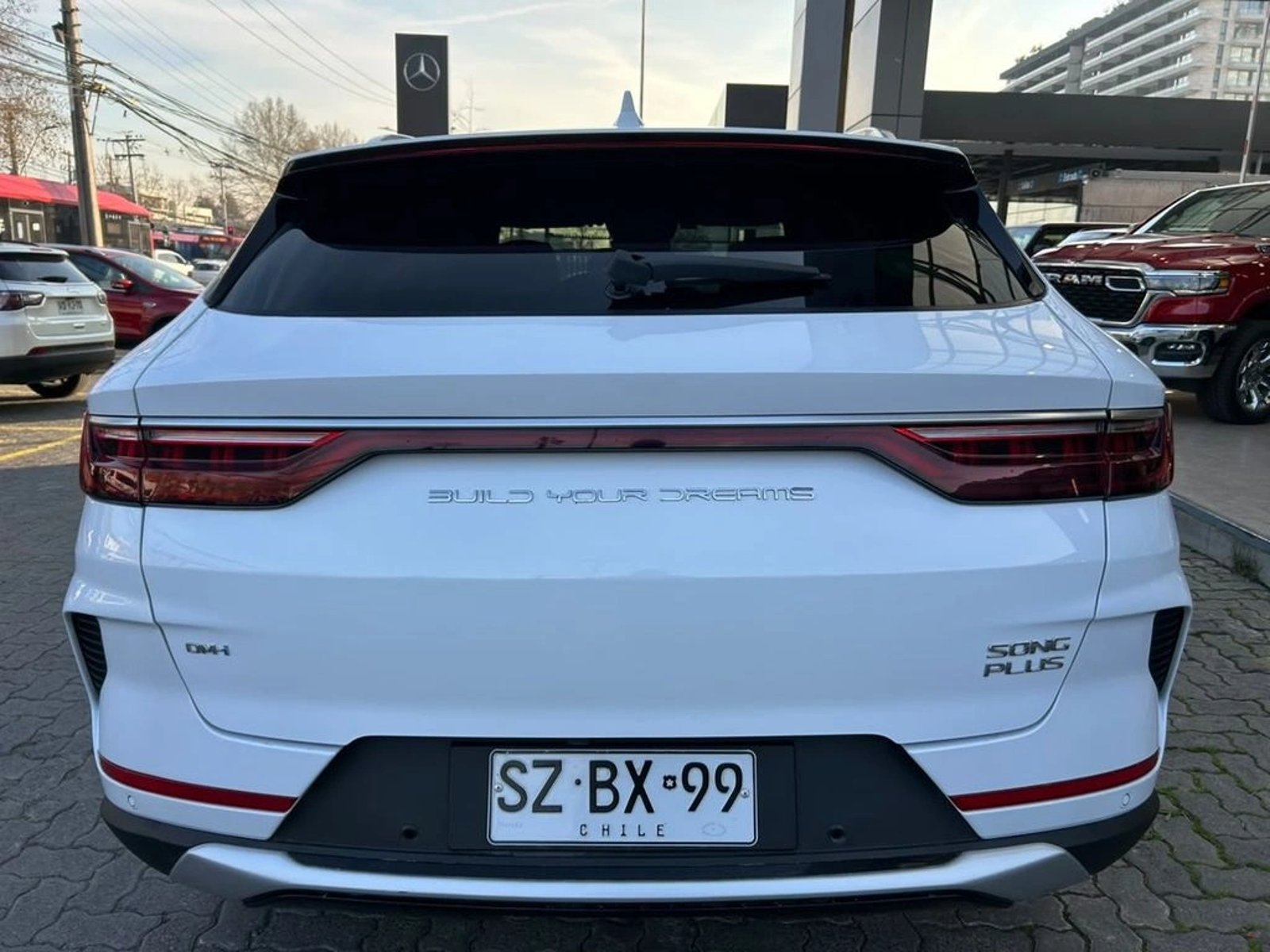 BYD SONG PLUS 1.5 GS HYBRID 4X2 AT 5P 2024 - Imagen 6 de 17