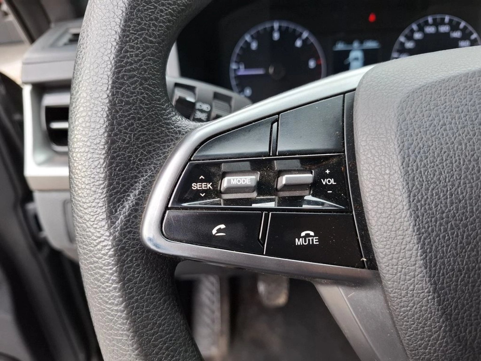 SsangYong MUSSO GRAND 4X4 2.2 D 2024 - Imagen 16 de 20
