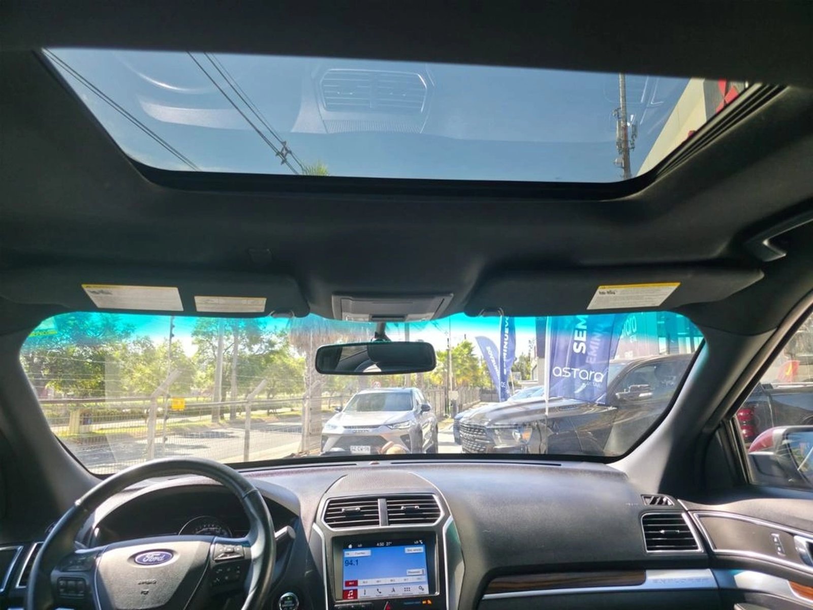 FORD EXPLORER 2020 - Imagen 11 de 20