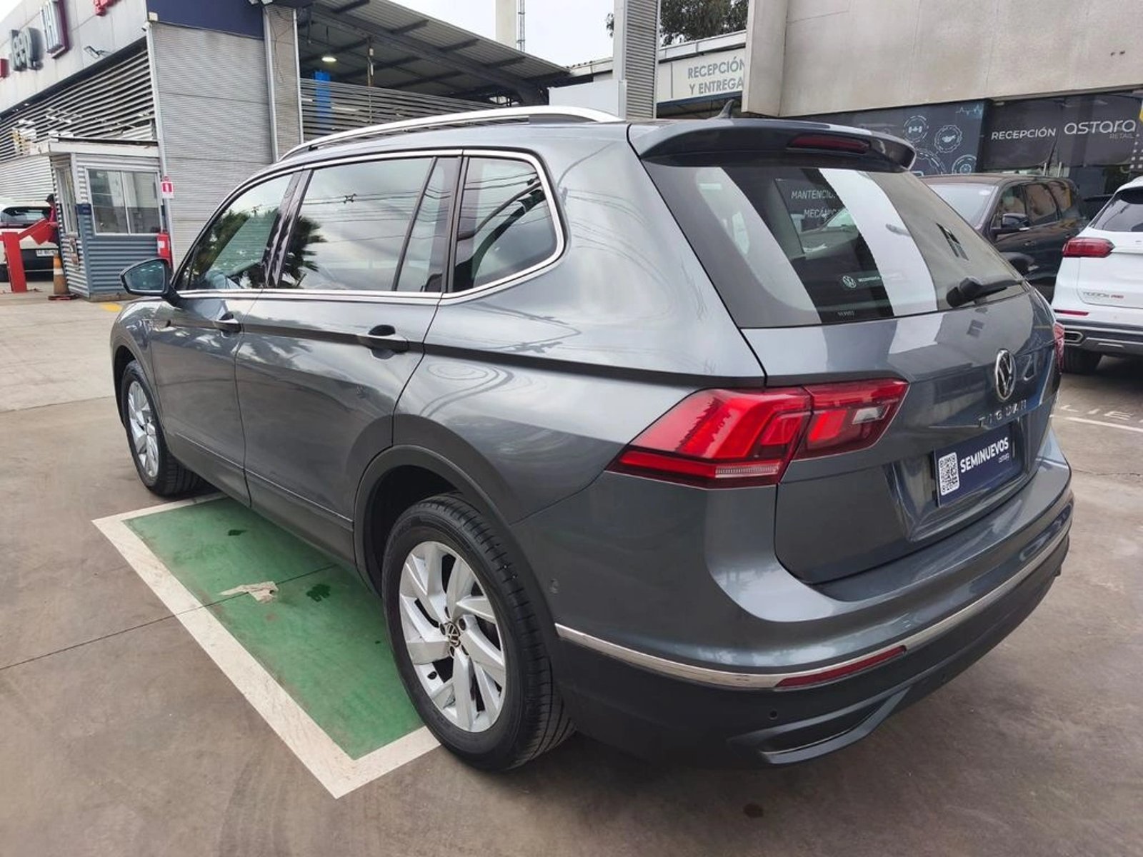 Volkswagen TIGUAN 1.4 TSI COMFORTLINE 7A 2022 - Imagen 10 de 20