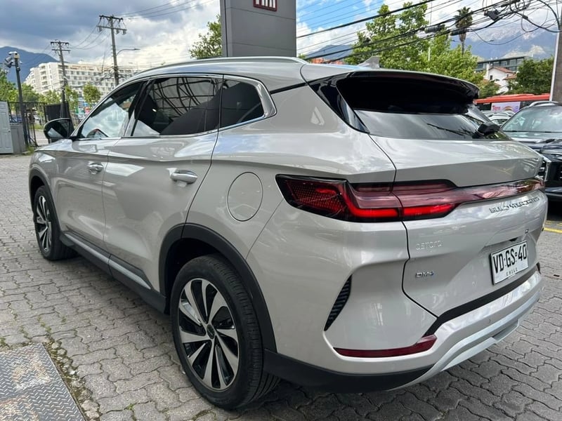 BYD SONG PLUS 1.5 GX HIBRIDO 4X2 AT 2025 - Imagen 4 de 16