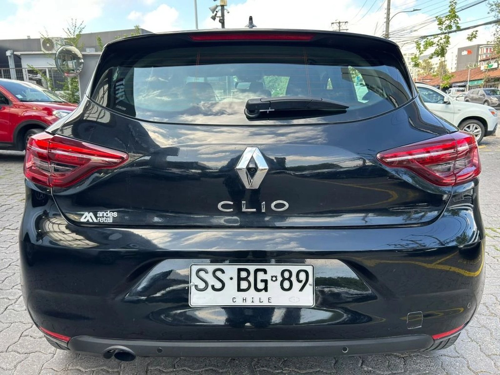 Renault CLIO 1.0T ZEN 4X2 MT 5P 2023 - Foto 5 de 16