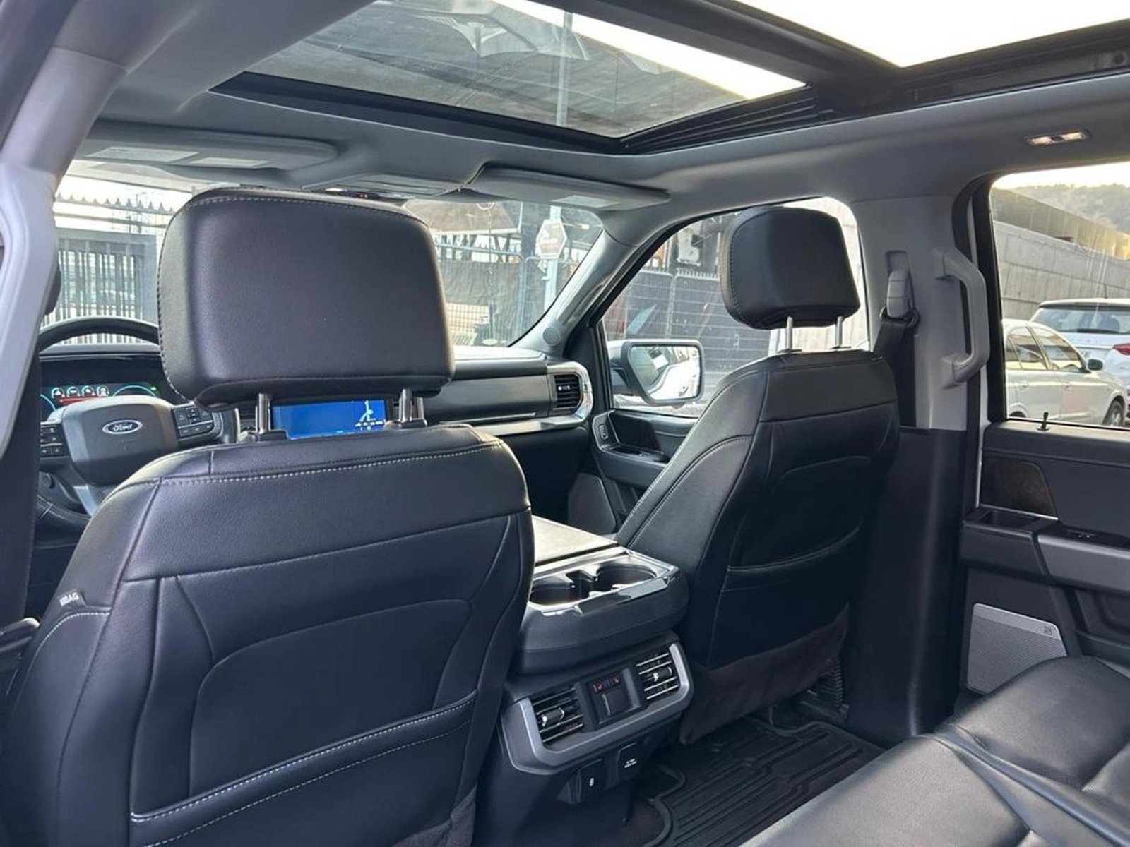 FORD F-150 2023 - Imagen 12 de 16