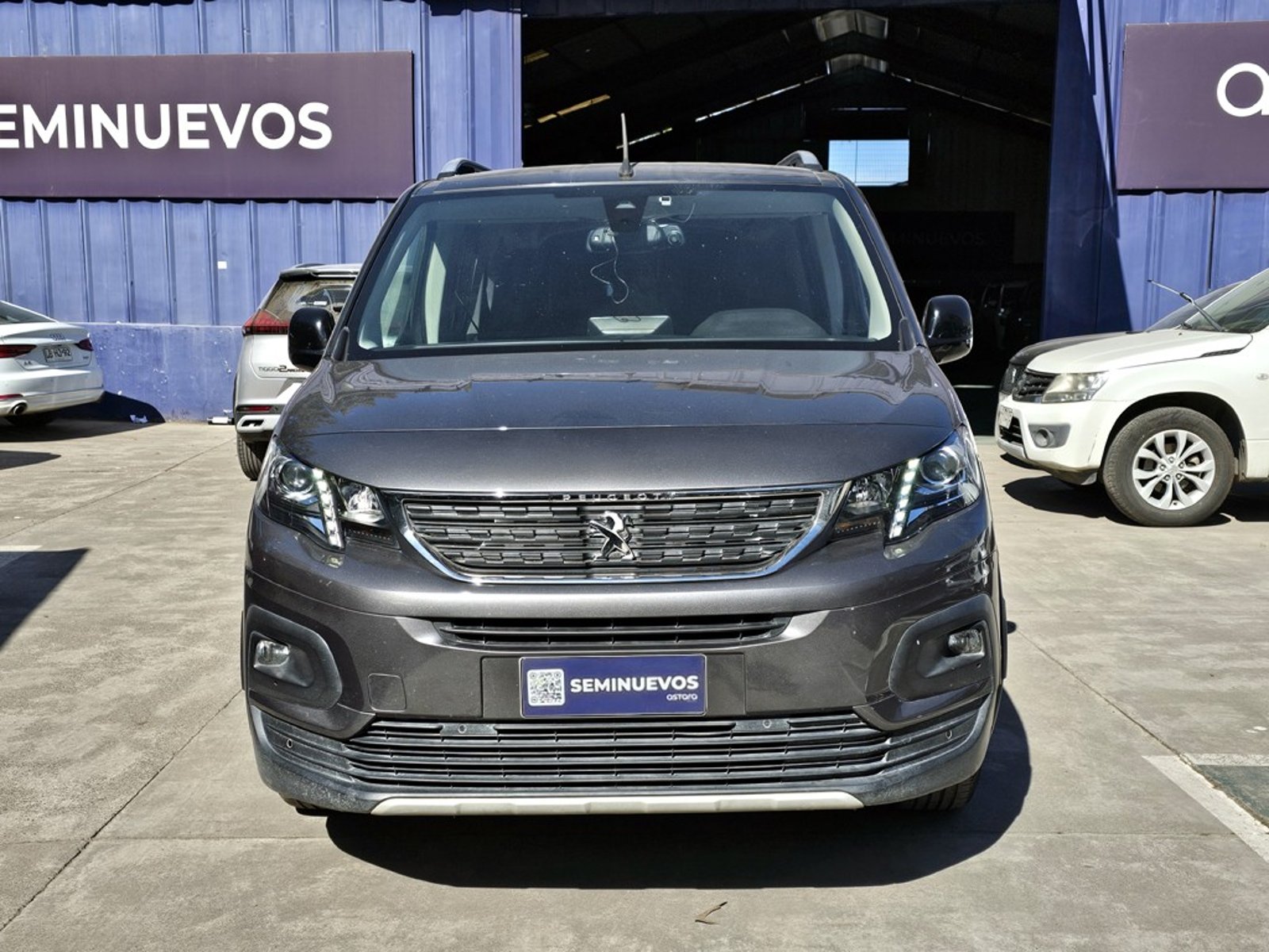 Peugeot RIFTER ALLURE BLUEHDI 1.6 2021 - Foto 2 de 20