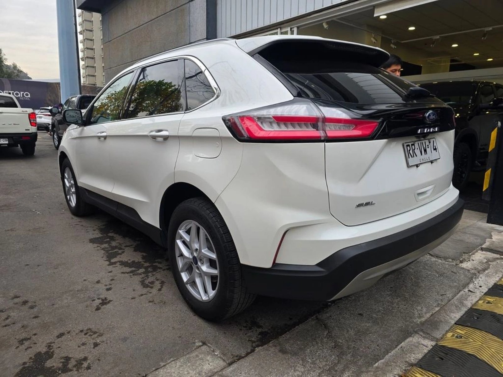 FORD EDGE 2022 - Imagen 5 de 18