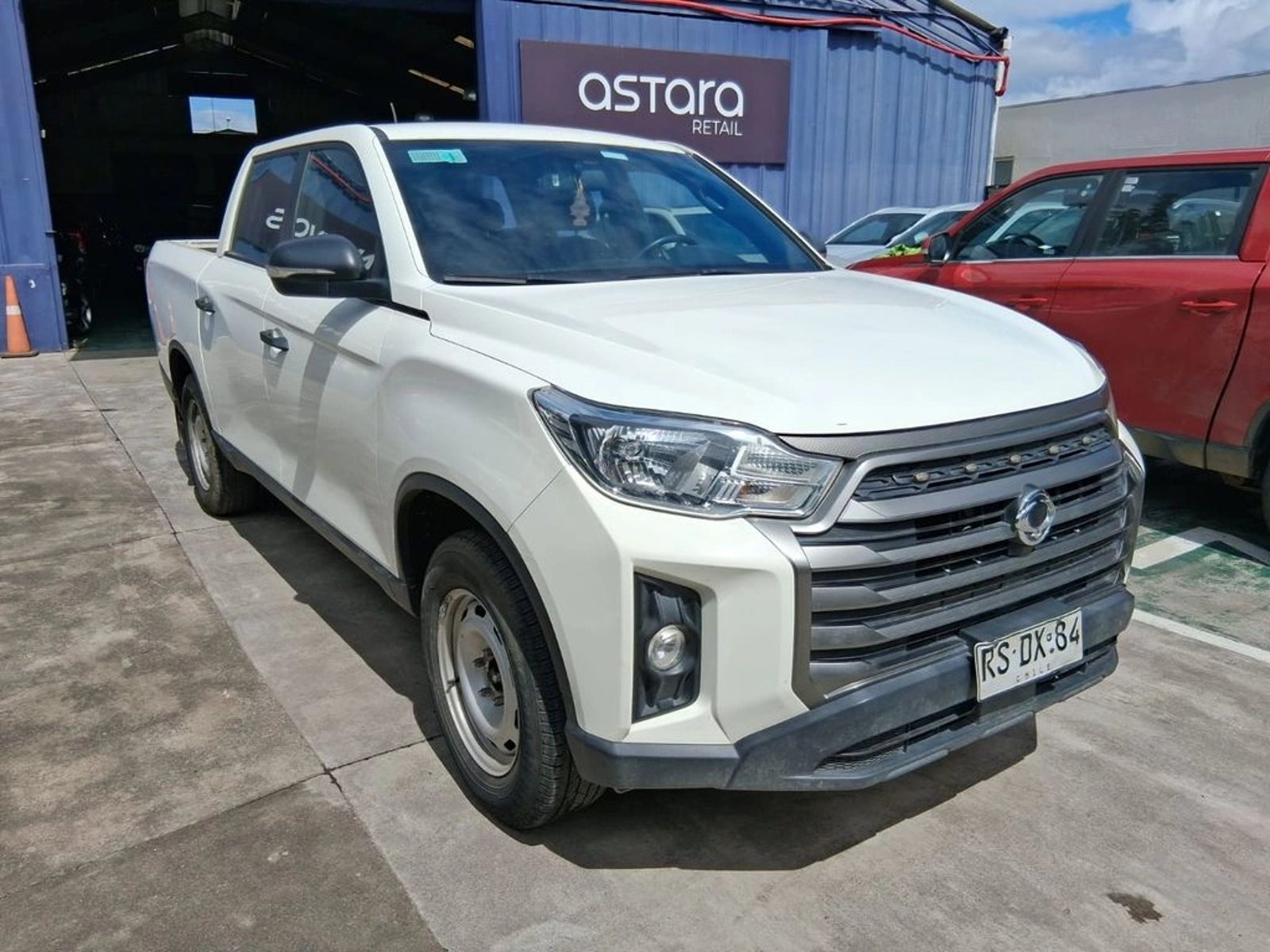 SsangYong GRAND MUSSO 2.2 GRAND LX TD DIESEL 2WD MT6 4P 2022 - Foto 4 de 18