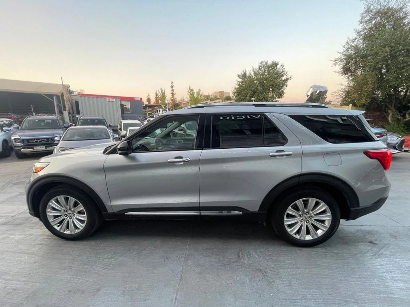FORD EXPLORER 2023 - Imagen 9 de 20