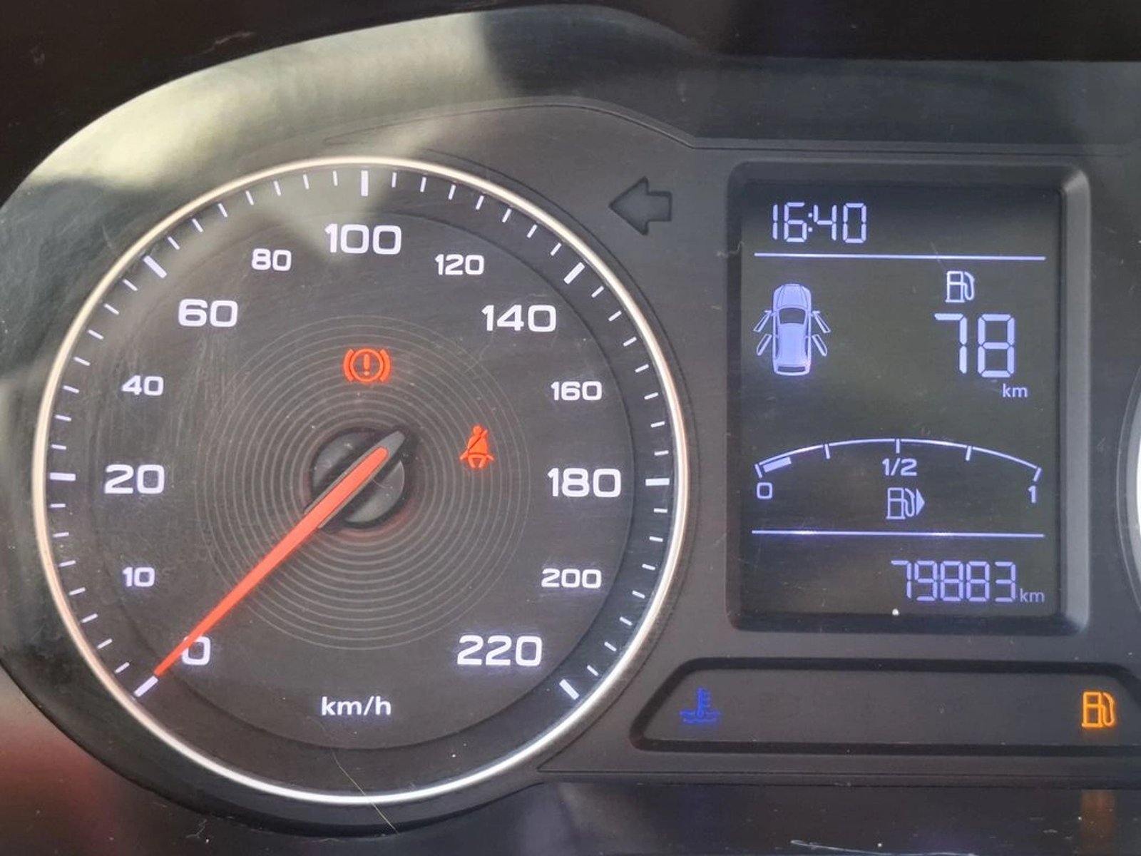 MG ZS MT 1.5 2022 - Imagen 17 de 20
