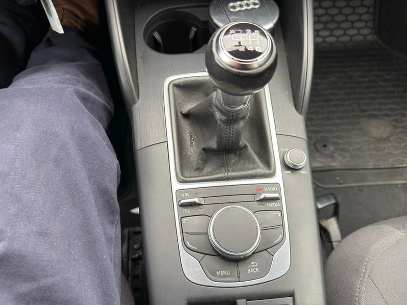 Audi A3 1.2 TFSI SEDAN MT 2016 - Imagen 16 de 20