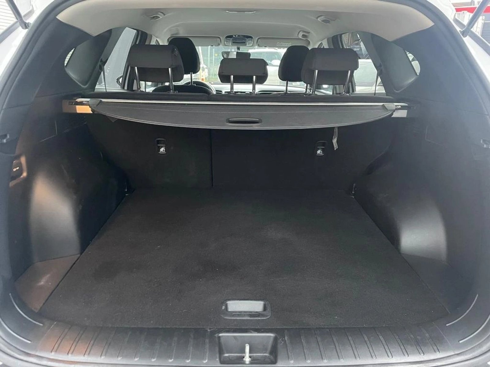 Hyundai TUCSON 2.0 NX4 PLUS AT 4X4 2022 - Imagen 15 de 18