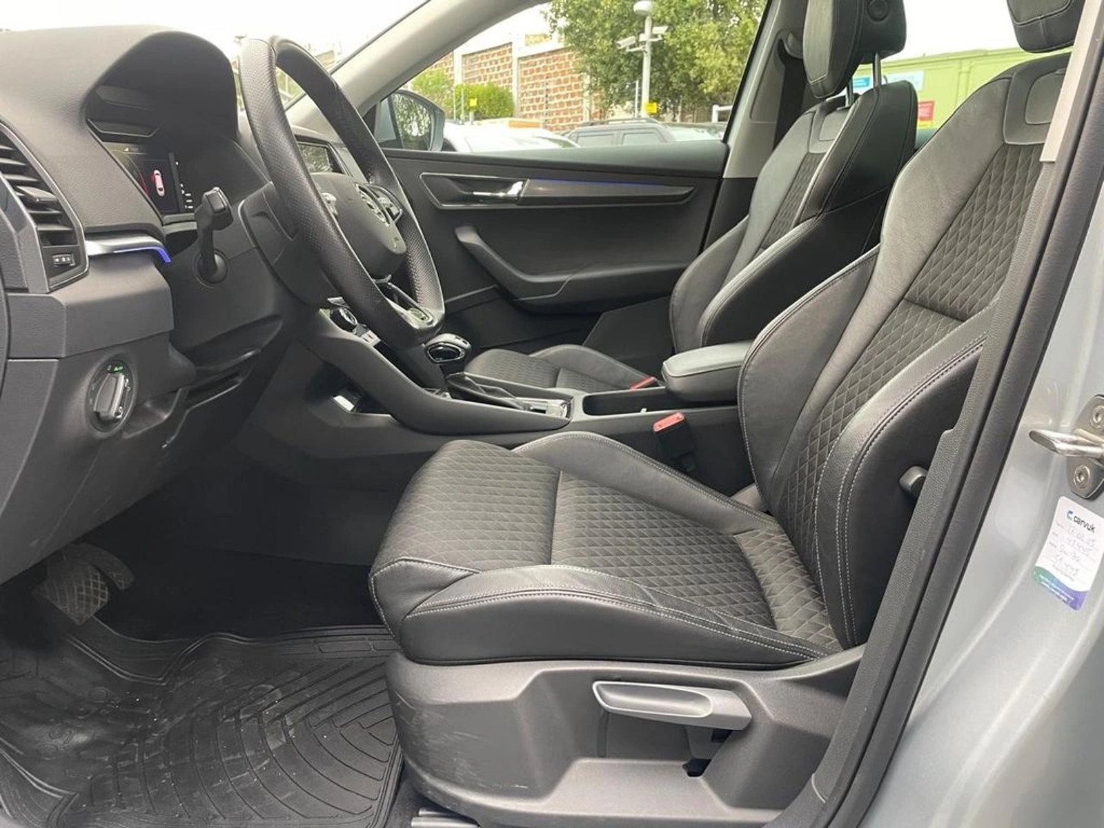 Skoda KAROQ 1.4 TSI AMBIENTE AT 2021 - Imagen 11 de 20