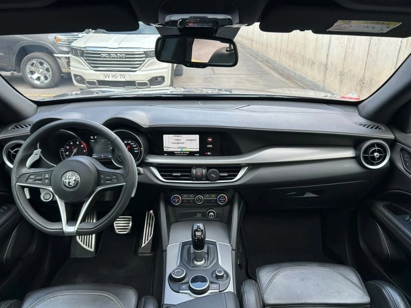 Alfa Romeo STELVIO 2.0 SUPER 280 CV 4X4 AT 5P 2020 - Imagen 9 de 15