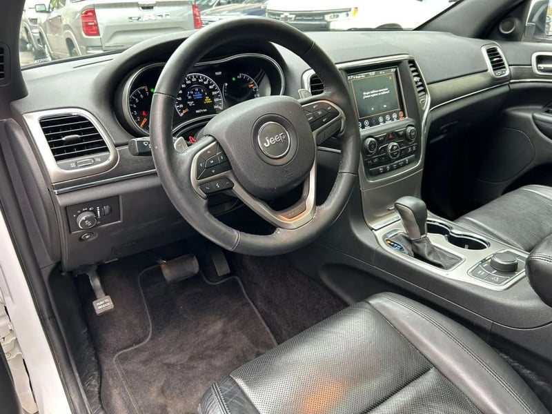 Jeep GRAND CHEROKEE 3.6 LIMITED LX 4X4 AT 5P 2018 - Imagen 9 de 16