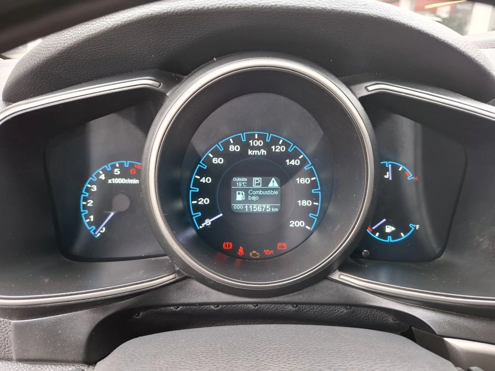 CHANGAN CX70 1.6 COMFORT CONNECT AT 2019 - Imagen 19 de 20