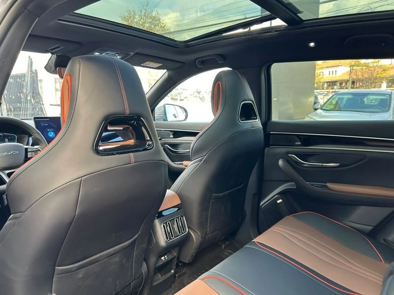 BYD SONG PLUS GX DMI 4X2 1.5 AUT 2026 - Imagen 12 de 15