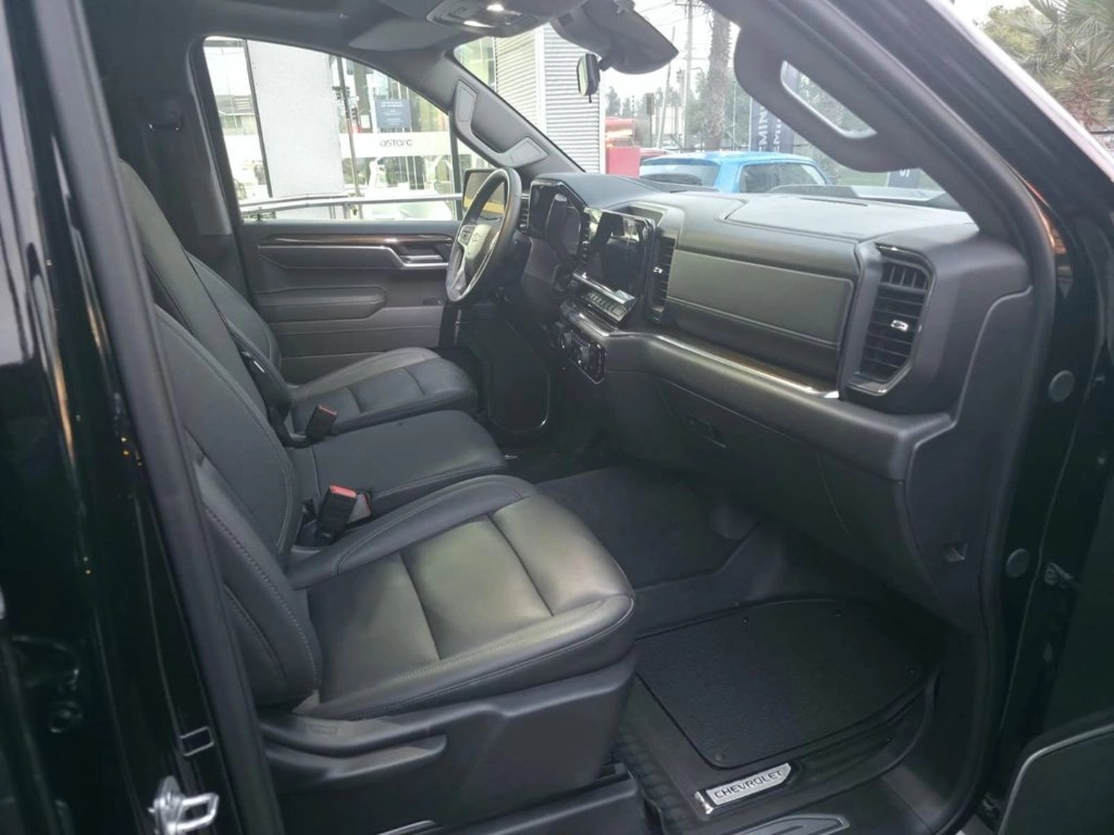 CHEVROLET SILVERADO SILVERADO LT AT10 4X4 5.3 AUT 2025 - Imagen 18 de 20