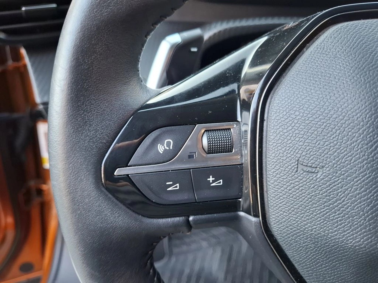 PEUGEOT 2008 2022 - Imagen 17 de 20