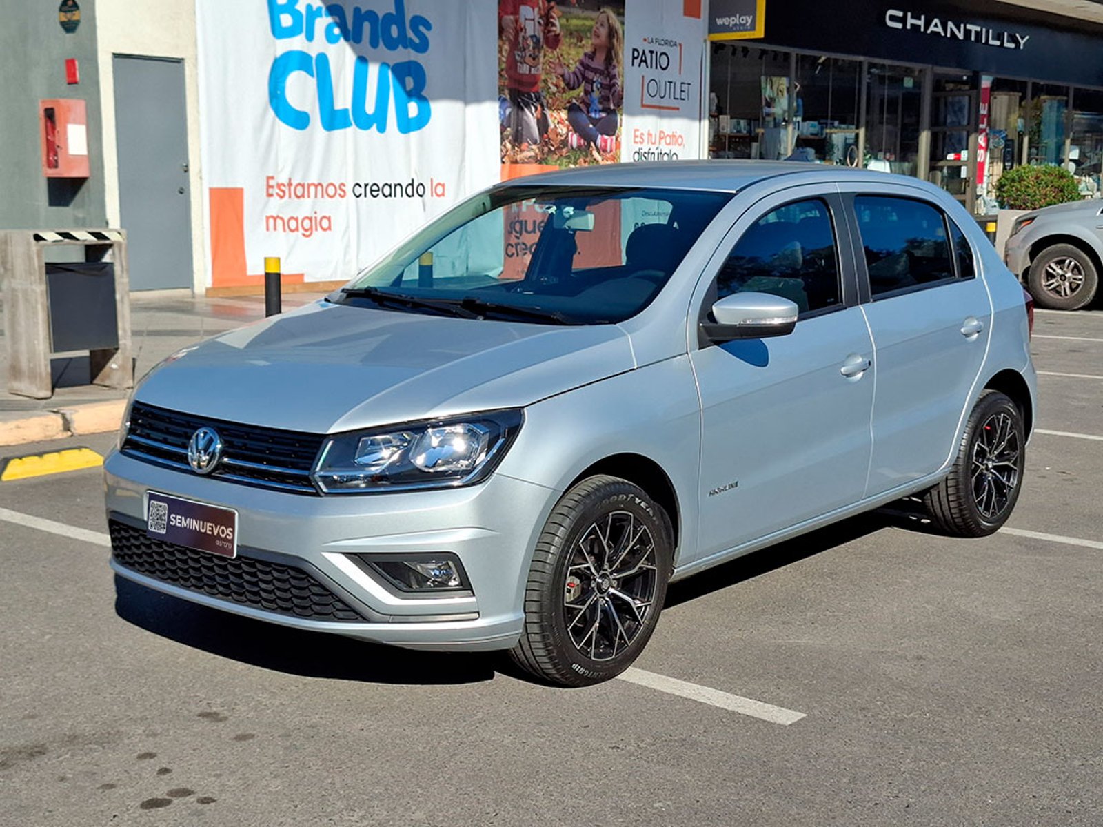 Volkswagen GOL 1.6 Highline HB MT 5P 2023 - Foto 2 de 20
