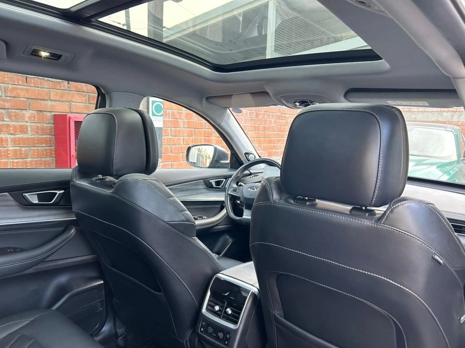 Chery TIGGO 8 PRO 2.0 TGDI GLX PRO MAX AWD AT 5P 2023 - Imagen 10 de 16