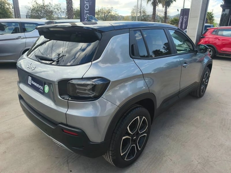 Jeep AVENGER SUMMIT 1.2 HEV 2025 - Imagen 4 de 18