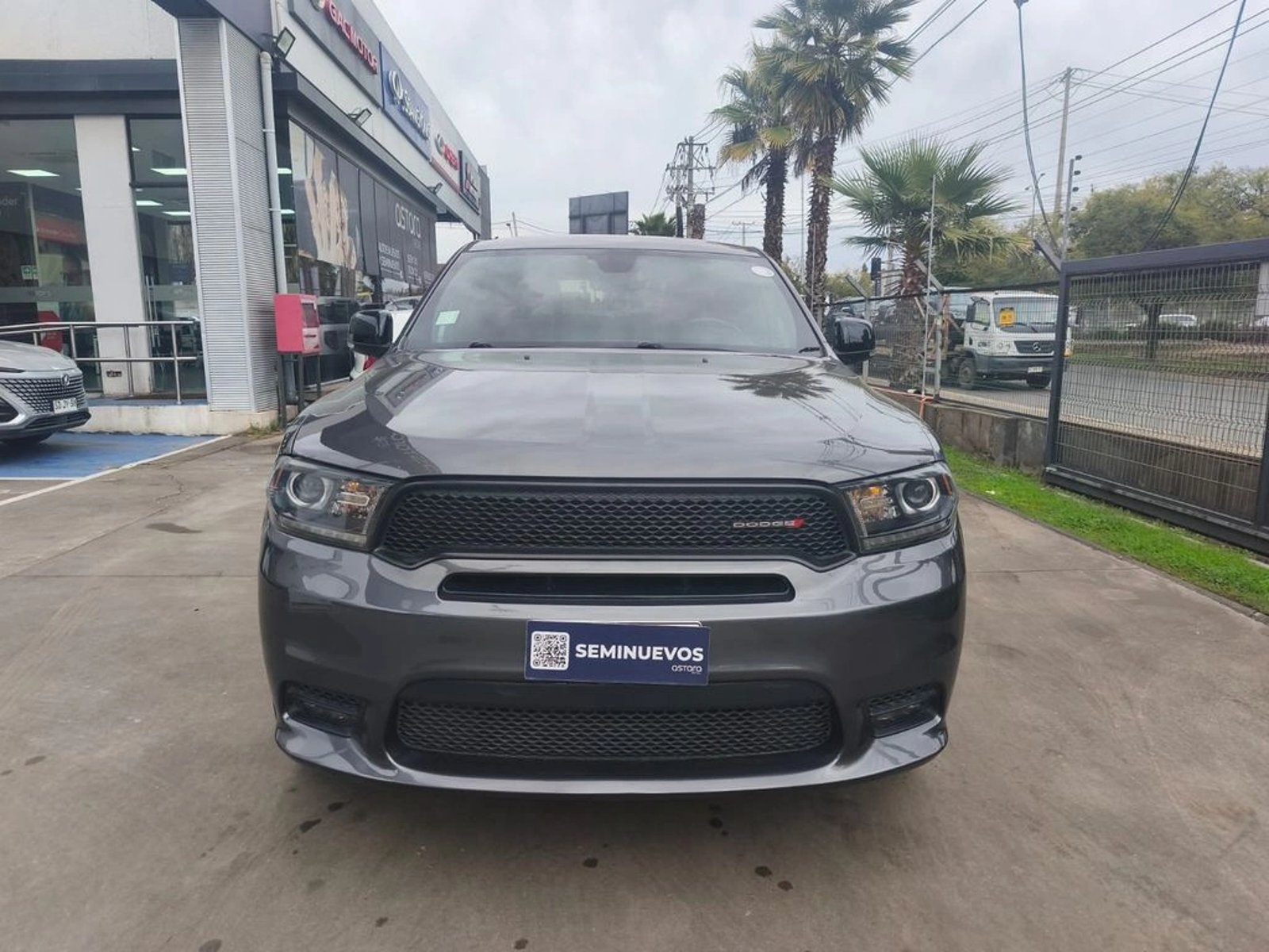 Dodge DURANGO LIMITED 4X4 3.6 AUT 2020 - Foto 2 de 20