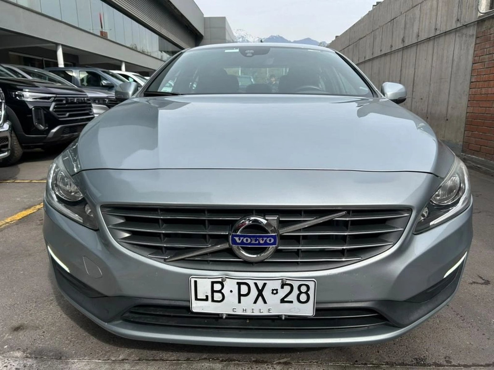 Volvo S60 T3 COMFORT AT 2019 - Foto 2 de 16